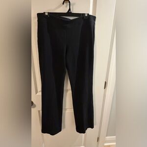 Black Eileen Fisher leggings size M. Pull on pants.